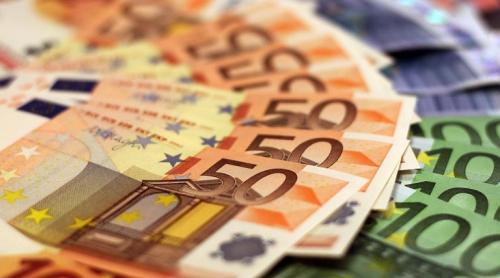 Spania: Ministrul Muncii vrea ca toți tinerii spanioli să primească suma de 20.000 de euro când împlinesc 18 ani