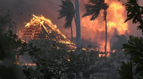 Incendiile din Hawaii declanșează teoria conspirației despre „armele cu energie direcționată”