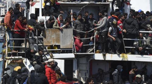 „Este apocalipsa”: în Italia, peste 6.000 de migranți au debarcat pe insula Lampedusa în 48 de ore