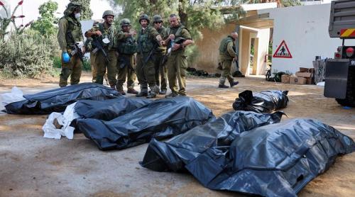 Cel puțin 40 de bebeluși, unii decapitați, găsiți de soldații israelieni în satul atacat de Hamas