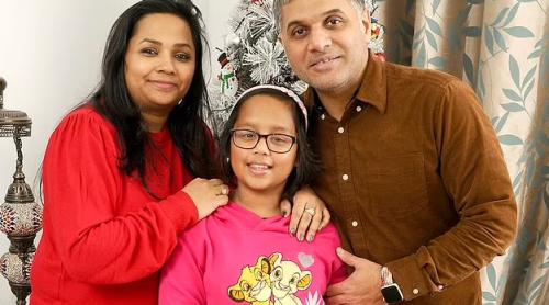 Școlărița Zara Kundra, în vârstă de 11 ani, supraviețuiește leucemiei datorită celulelor congelate ale unui bebeluș născut în urmă cu un deceniu