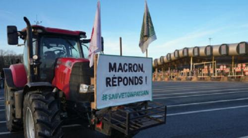 Fermierii francezi se pregătesc pentru o confruntare lungă în timp ce lansează „asediul Parisului”