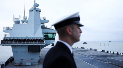 Lansări de rachete ratate, avarii, lipsă de personal: prestigioasa Royal Navy ia apă