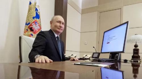 Putin a votat online