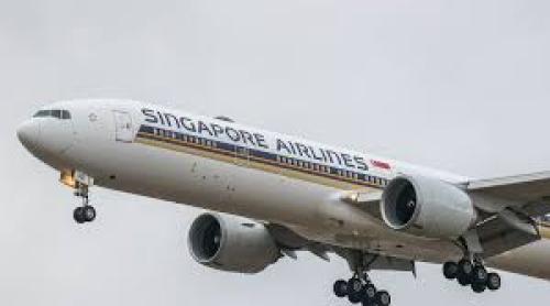 Ce învățăm din situații precum cea a zborului Singapore Airlines în care a murit un om și au fost răniți alți 30 