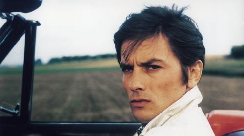 Înmormântarea lui Alain Delon are loc azi departe de camerele de filmare: telefoane mobile interzise și doar câțiva invitați