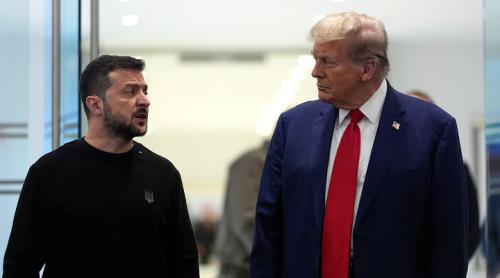 Volodymyr Zelensky îl felicită pe Donald Trump: „Așteptăm cu nerăbdare să discutăm modalități de consolidare a parteneriatului strategic cu Statele Unite”