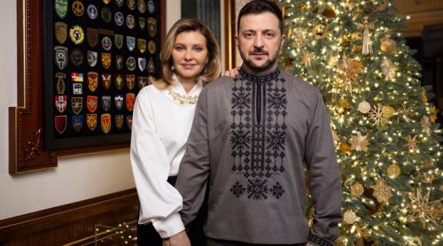 Zelensky: Ucraina trebuie să lupte în 2025 pe „câmpul de luptă” și la „masa de negocieri”