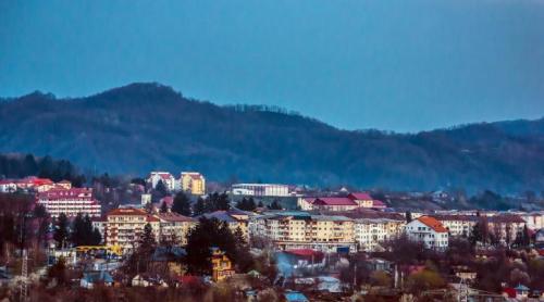 Fabuloasa Românie. La plimbare prin staţiuni. Trataţi-vă cu apele sulfuroase de la Pucioasa