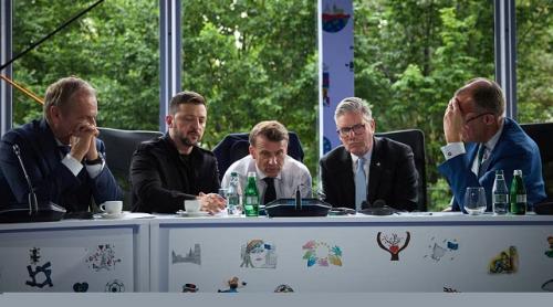 Europenii pregătesc sancțiuni împotriva Moscovei „în coordonare” cu SUA, potrivit lui Emmanuel Macron