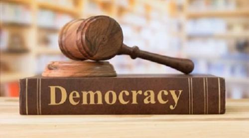Întrebarea nu e dacă democrația e bună sau rea ci: o avem cu adevărat?
