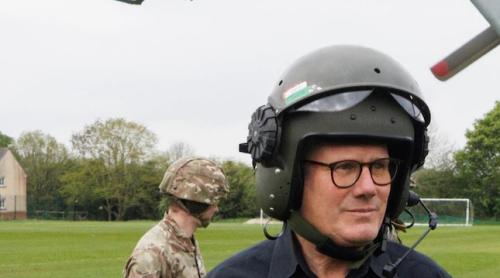Premierul Starmer promite să transforme Marea Britanie într-o forță „pregătită de luptă” într-un „ritm de război”