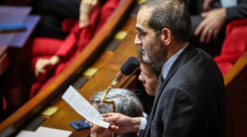 Deputatul francez ecologist Pouria Amirshahi - autorizat să călătorească în Statele Unite după refuzul inițial al vizei
