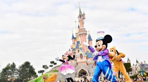 Un britanic a încercat să privatizeze Disneyland Paris pentru a se „căsători” cu o fetiță de 9 ani din Ucraina