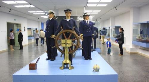 Fabuloasa Românie. Sunteţi la mare? Vizitaţi şi Muzeul Marinei din Constanţa!