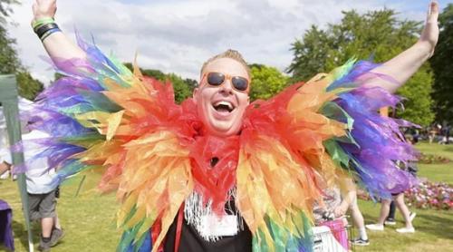 Fondatorul Pride din Irlanda condamnat la 30 de ani de închisoare pentru abuz asupra unui copil de 12 ani; autoritățile au ignorat avertismentele timp de 4 ani