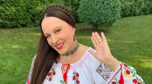 La mulți ani, Maria Dragomiroiu! O voce de Pasăre Măiastră a muzicii noastre populare