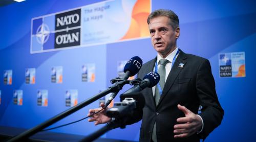 Premierul Sloveniei propune referendum privind apartenența la NATO