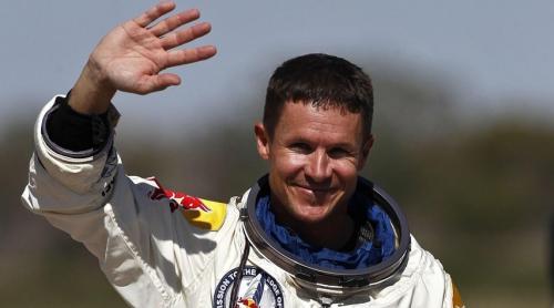 Felix Baumgartner, primul om care a depășit viteza sunetului în cădere liberă, a murit  într-un accident de parapantă în Italia
